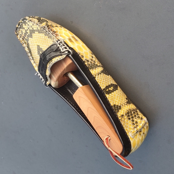 Mark Joseph Ladies Genuine Leather Loafer w/an Unusual Python Print - Picture 14 of 17